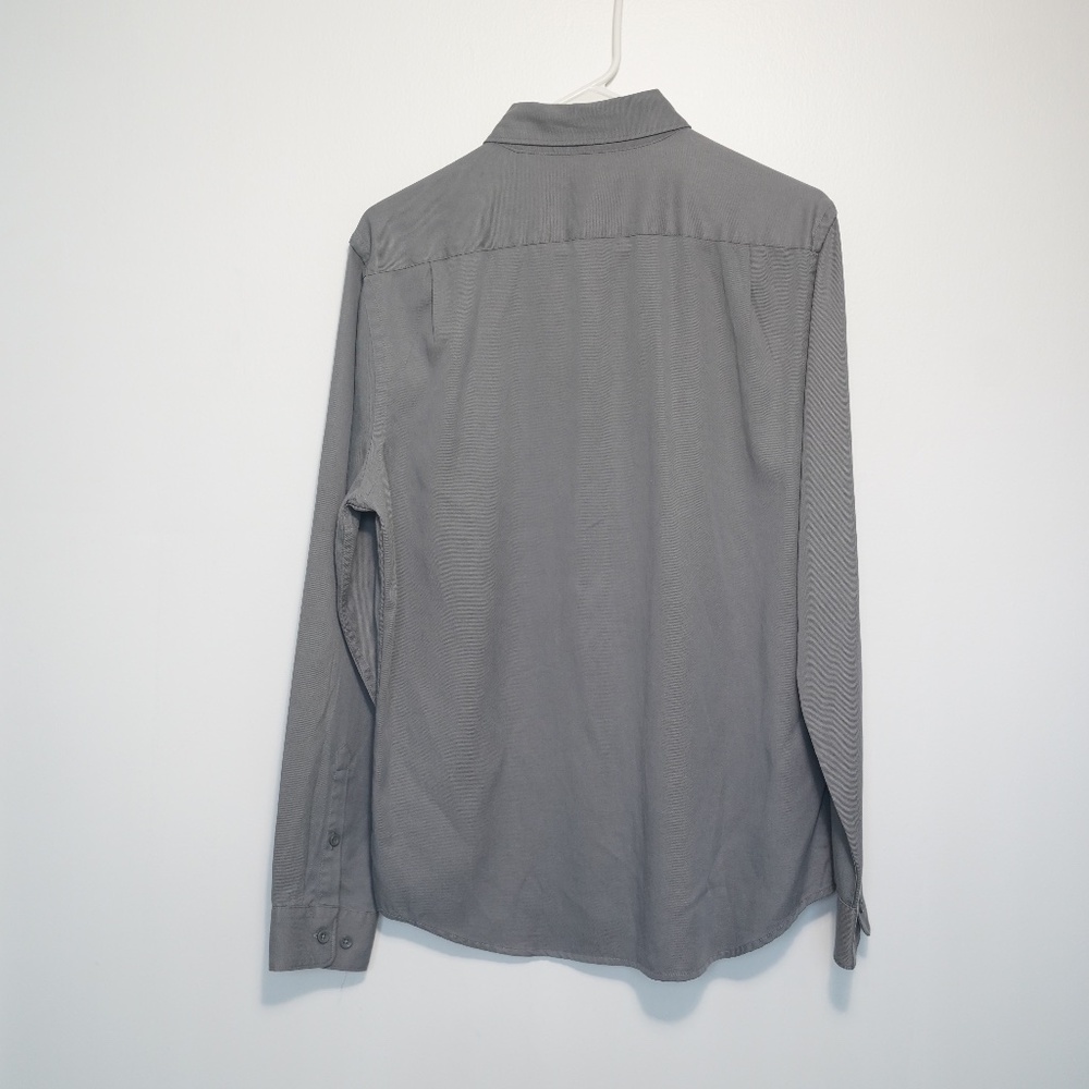 EXPRESS Gray Button Down Shirt - Picture 2 of 3